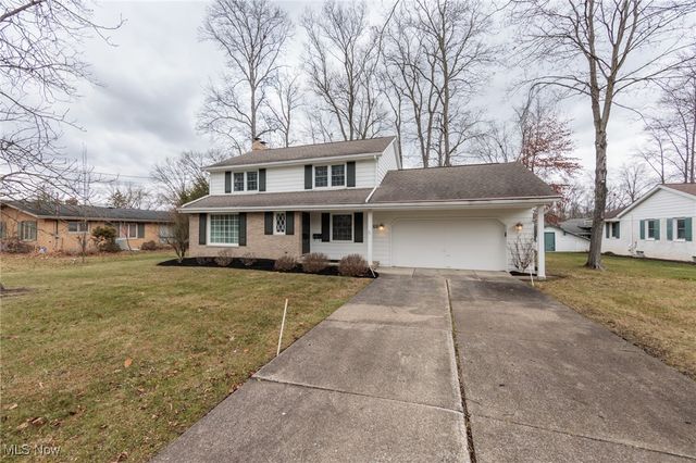 749 Lindenwood Lane, Medina, OH 44256