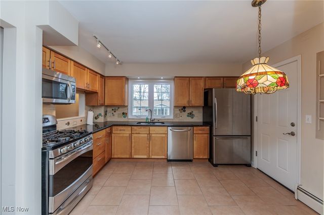 749 Lindenwood Lane, Medina, OH 44256