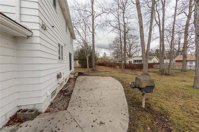 749 Lindenwood Lane, Medina, OH 44256