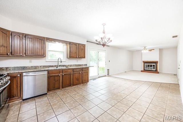 119 White Pine Avenue, O'fallon, IL 62269