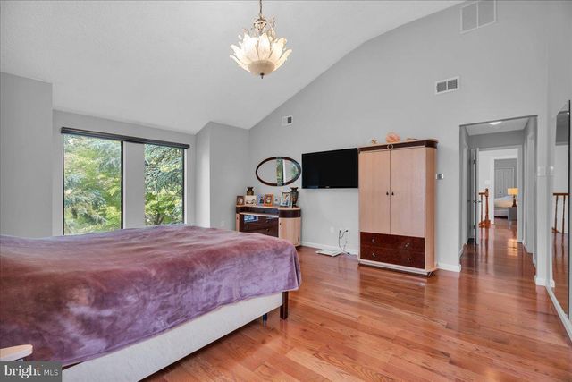 4 JOHNSON LN, Voorhees, NJ 08043