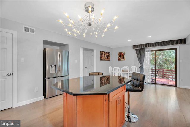 4 JOHNSON LN, Voorhees, NJ 08043