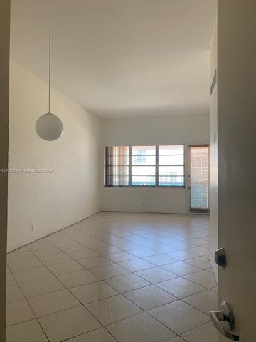 6770 Indian Creek Dr TS-C, Miami Beach, FL 33141