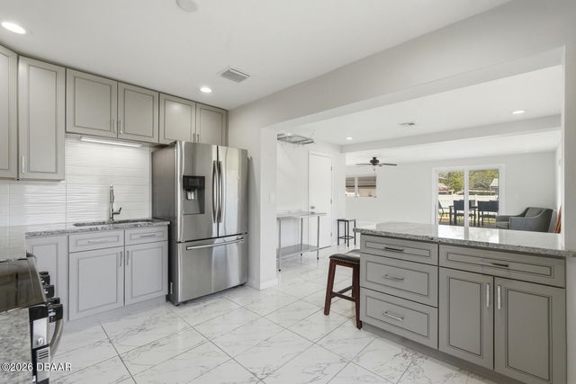 231 N Ridgewood Avenue, Ormond Beach, FL 32174