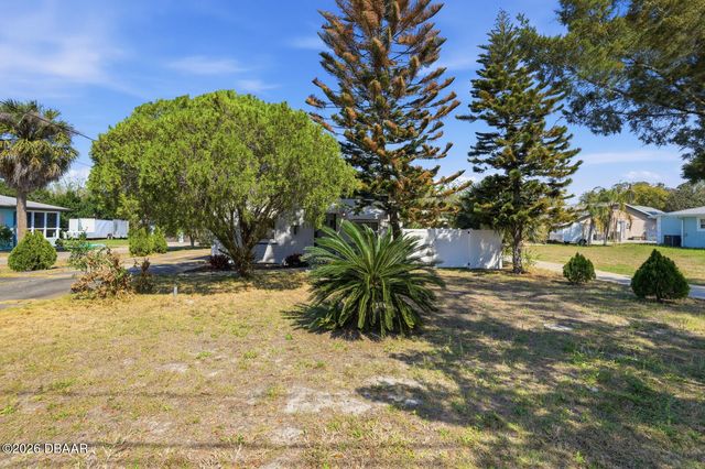 231 N Ridgewood Avenue, Ormond Beach, FL 32174