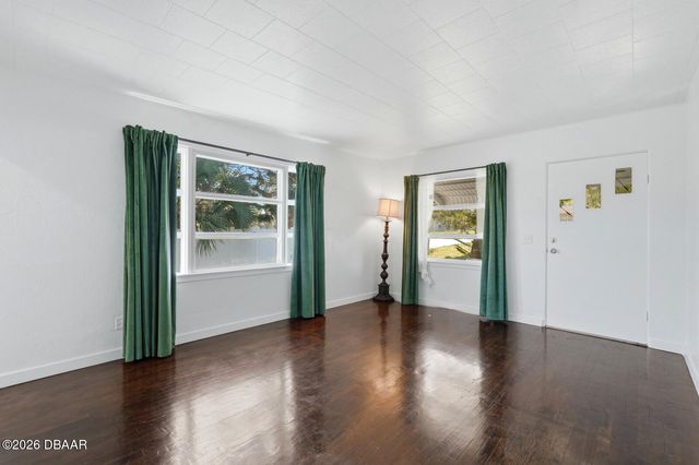 231 N Ridgewood Avenue, Ormond Beach, FL 32174