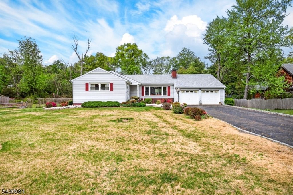 40 Grove St, Piscataway Twp., NJ 08854