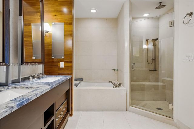 6799 Collins Ave 401, Miami Beach, FL 33141