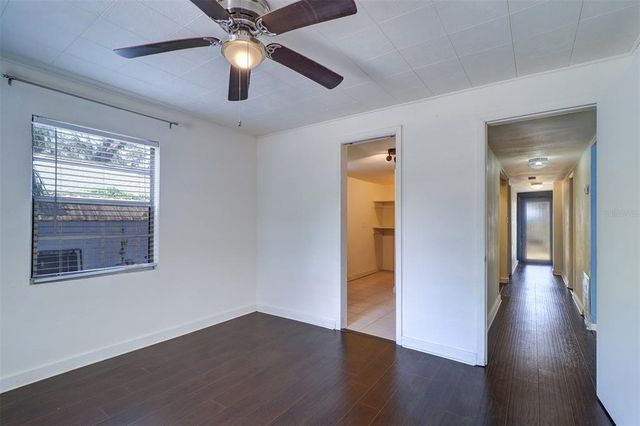520 4TH STREET NW, Largo, FL 33770