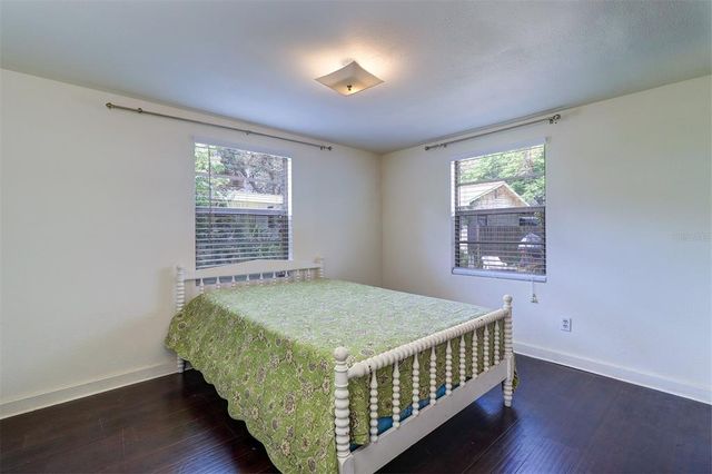 520 4TH STREET NW, Largo, FL 33770