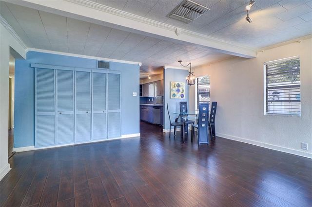 520 4TH STREET NW, Largo, FL 33770