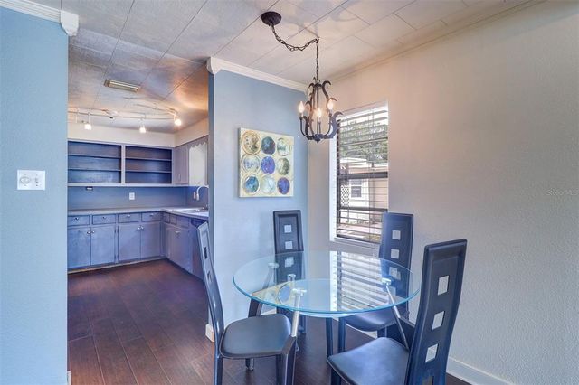520 4TH STREET NW, Largo, FL 33770