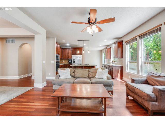 17410 Sw 135TH Pl, Portland, OR 97224