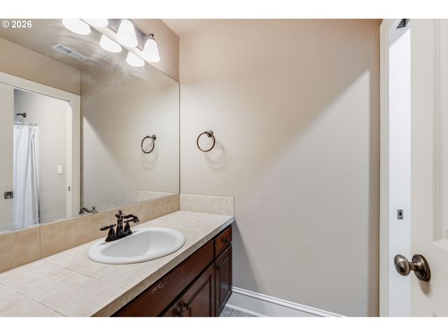 17410 Sw 135TH Pl, Portland, OR 97224