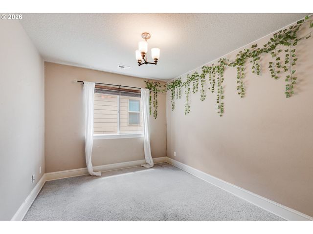 17410 Sw 135TH Pl, Portland, OR 97224