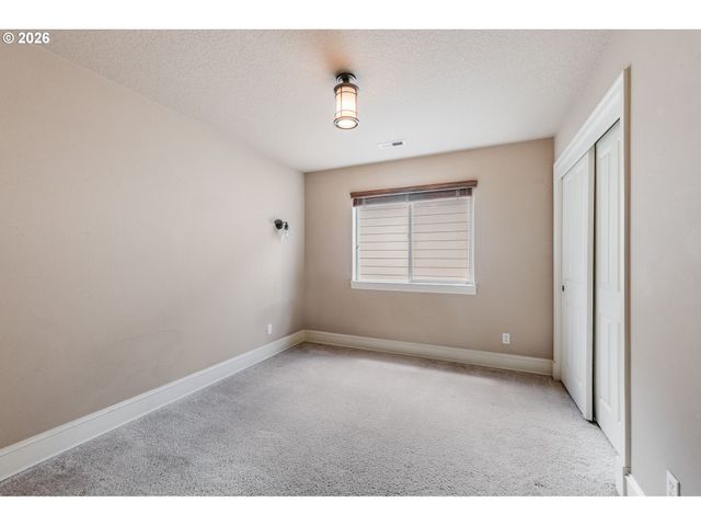 17410 Sw 135TH Pl, Portland, OR 97224