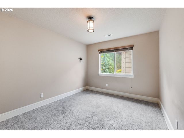 17410 Sw 135TH Pl, Portland, OR 97224