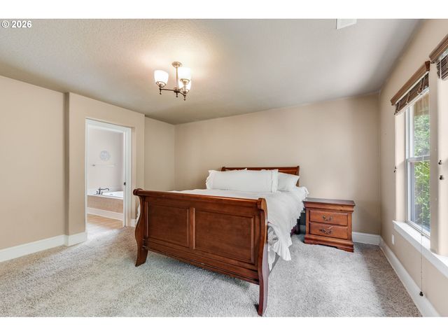 17410 Sw 135TH Pl, Portland, OR 97224