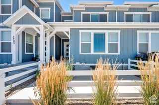 7401 S OLIVINE RIVER LN, West Jordan, UT 84081