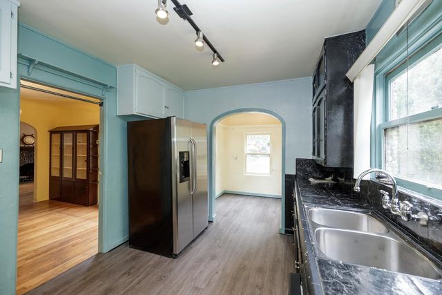421 Myrtle Ave, Modesto, CA 95350