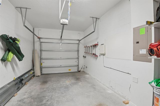 14217 PONDHAWK LANE, Tampa, FL 33625