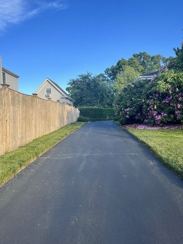 854 Brockton Ave, Abington, MA 02351