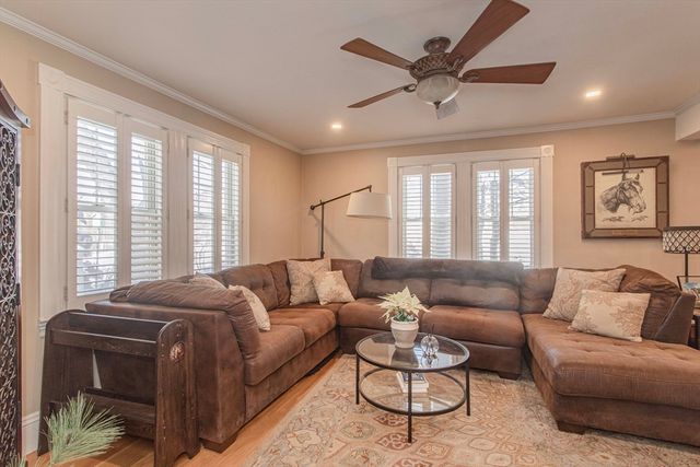 854 Brockton Ave, Abington, MA 02351