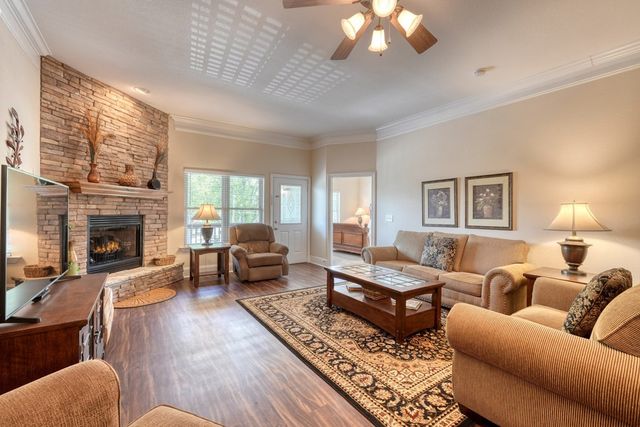 1647E Lakeview Drive, Young Harris, GA 30582