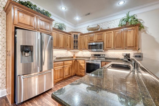 1647E Lakeview Drive, Young Harris, GA 30582