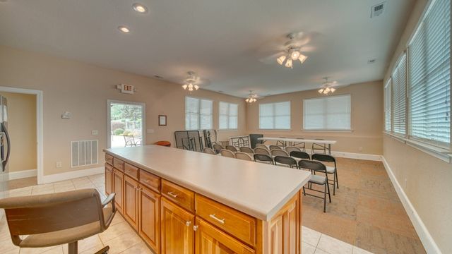 1647E Lakeview Drive, Young Harris, GA 30582