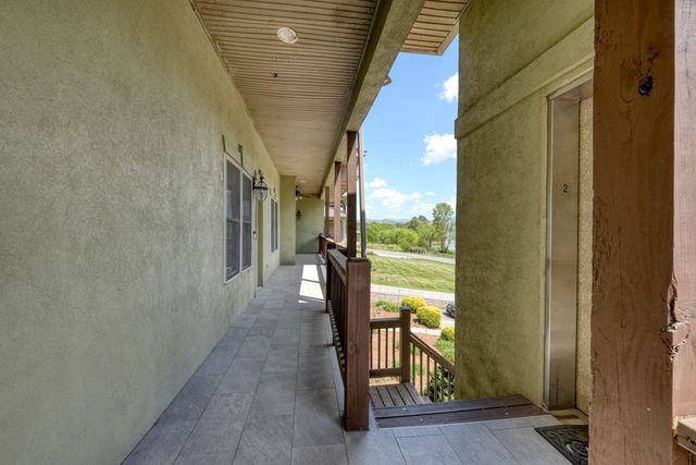 1647E Lakeview Drive, Young Harris, GA 30582