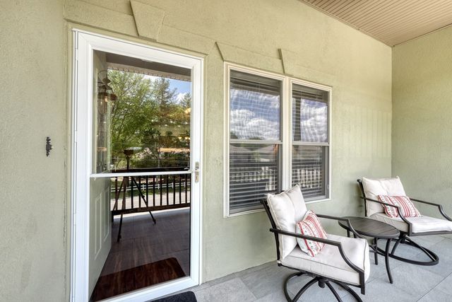 1647E Lakeview Drive, Young Harris, GA 30582
