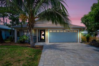 1877 VAMO DRIVE, Sarasota, FL 34231