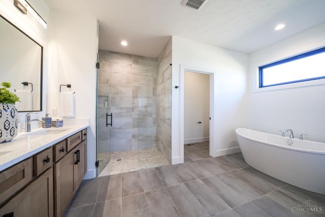 1214 Normandy Rue, Clearcreek Twp., OH 45458