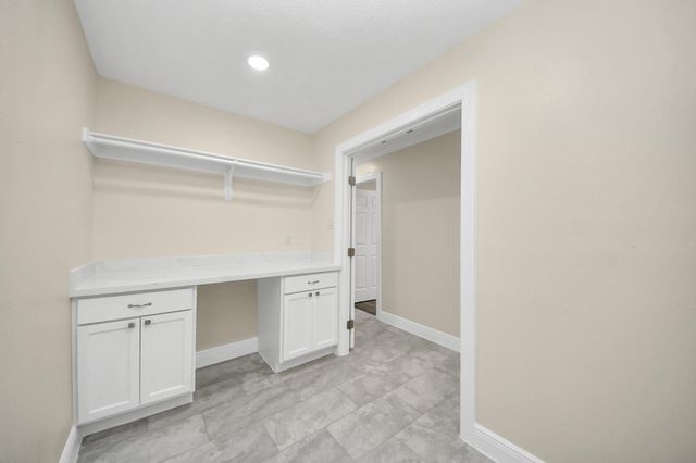 7066 Villa Street A, Houston, TX 77061