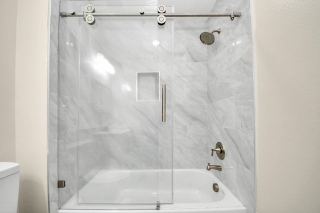 7066 Villa Street A, Houston, TX 77061