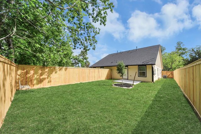 7066 Villa Street A, Houston, TX 77061