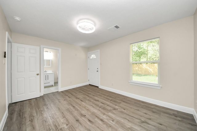 7066 Villa Street A, Houston, TX 77061