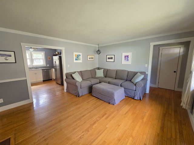 25 Speno Court, Brattleboro, VT 05301