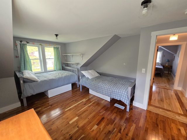 25 Speno Court, Brattleboro, VT 05301