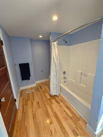 25 Speno Court, Brattleboro, VT 05301
