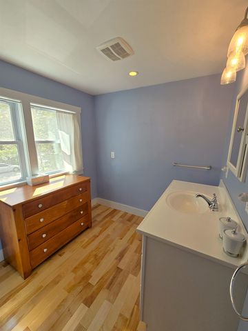 25 Speno Court, Brattleboro, VT 05301