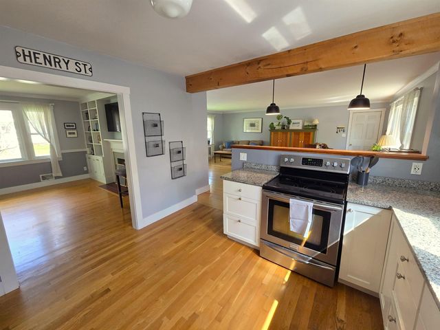 25 Speno Court, Brattleboro, VT 05301