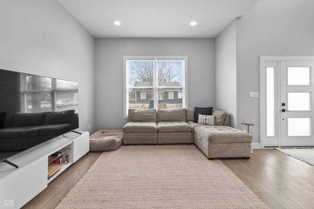 4302 Winthrop Avenue, Indianapolis, IN 46205