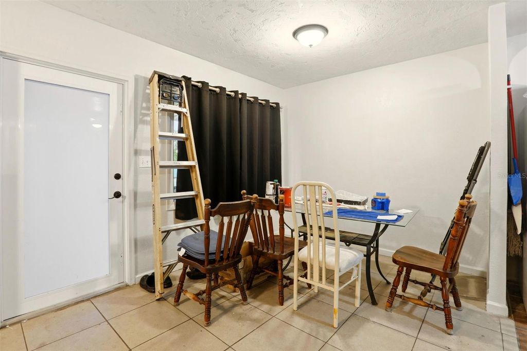 Image 19 of property listing at 1906 2ND AVENUE E, Bradenton, FL 34208