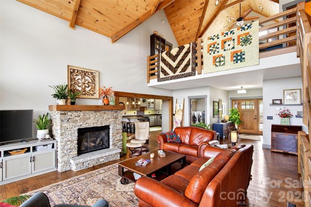 623 Mountain Vista Drive, Nebo, NC 28761