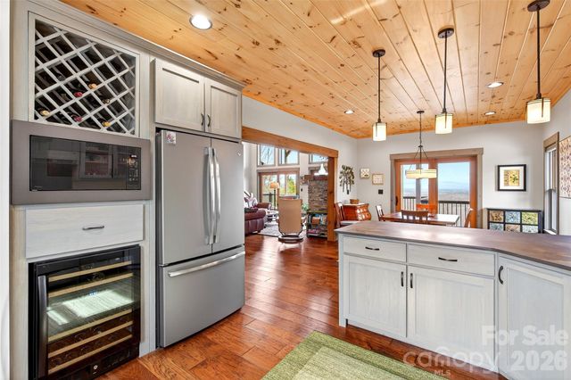 623 Mountain Vista Drive, Nebo, NC 28761