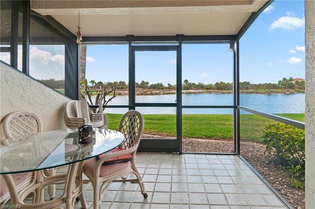 1538 Mainsail DR 5, Naples, FL 34114