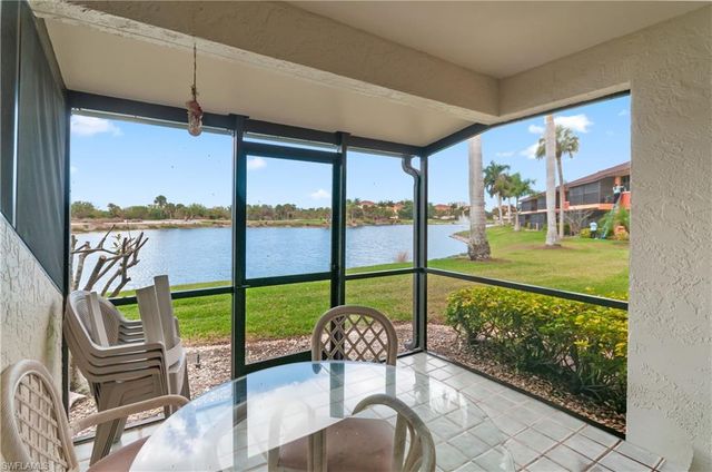 1538 Mainsail DR 5, Naples, FL 34114