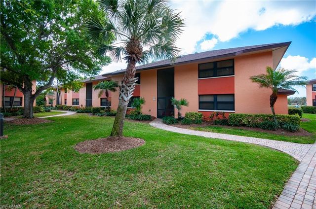1538 Mainsail DR 5, Naples, FL 34114